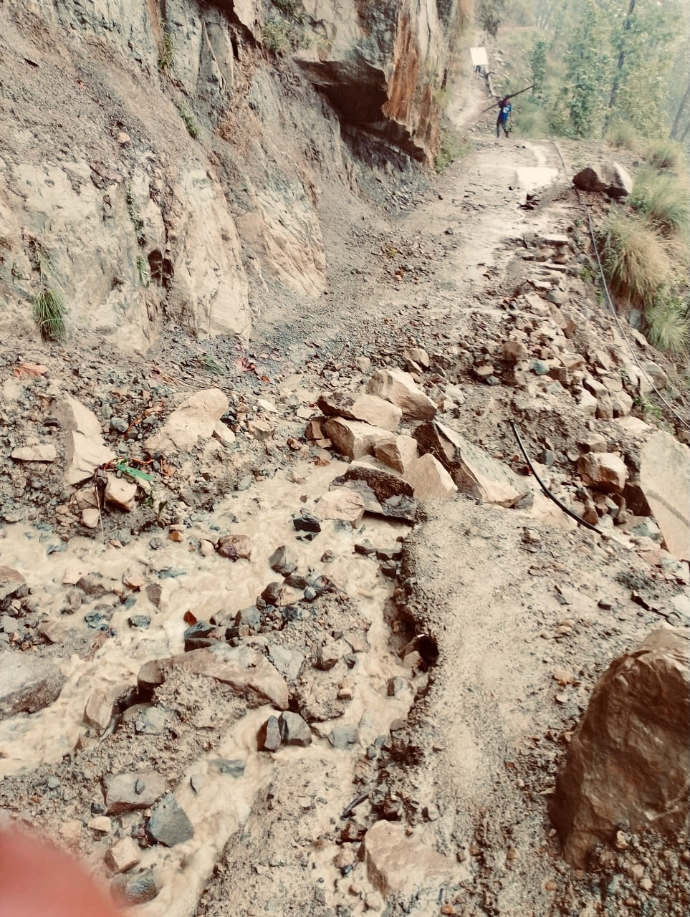 Way to Mohanyal RM, Ward 5. FWP.